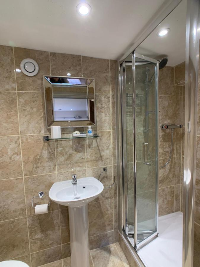 Swan House Tea Room And Bed & Breakfast Lydney Εξωτερικό φωτογραφία