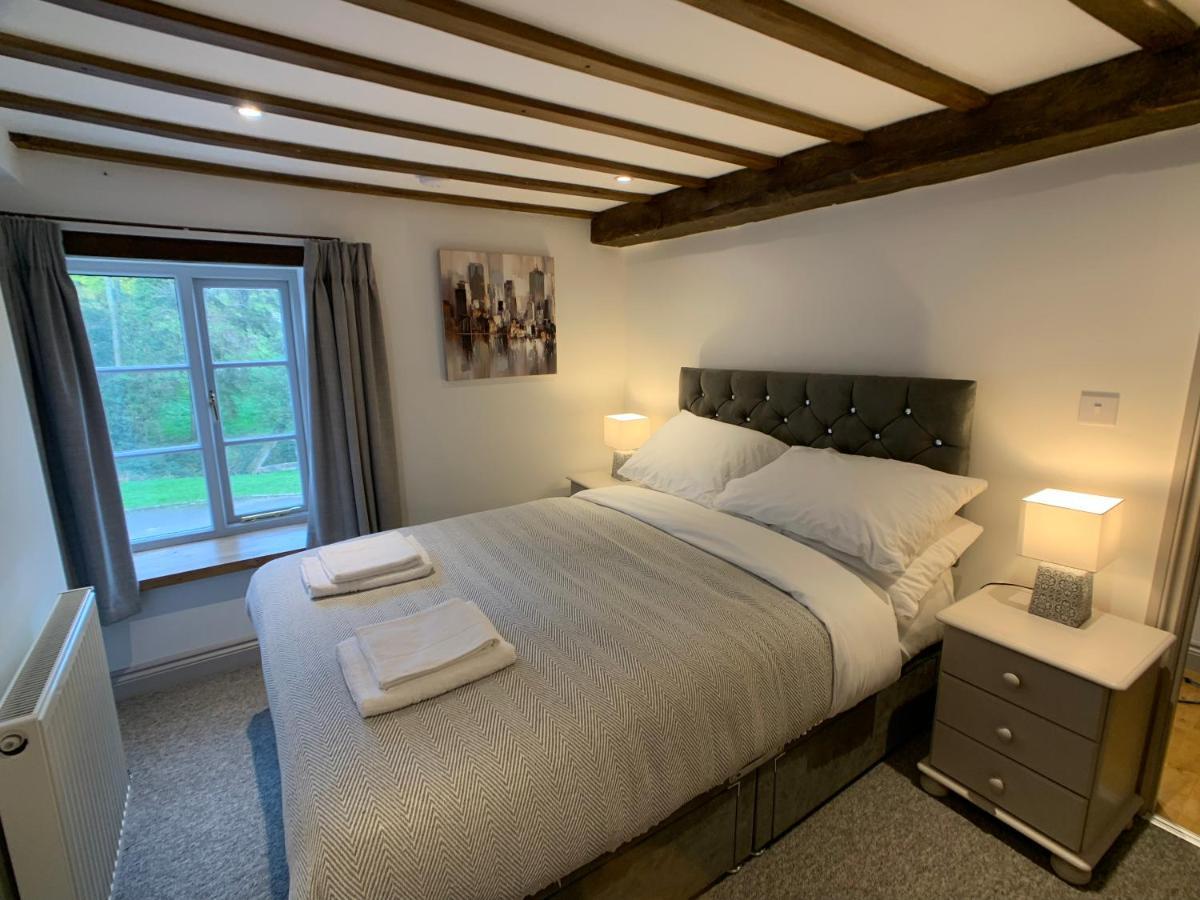 Swan House Tea Room And Bed & Breakfast Lydney Εξωτερικό φωτογραφία